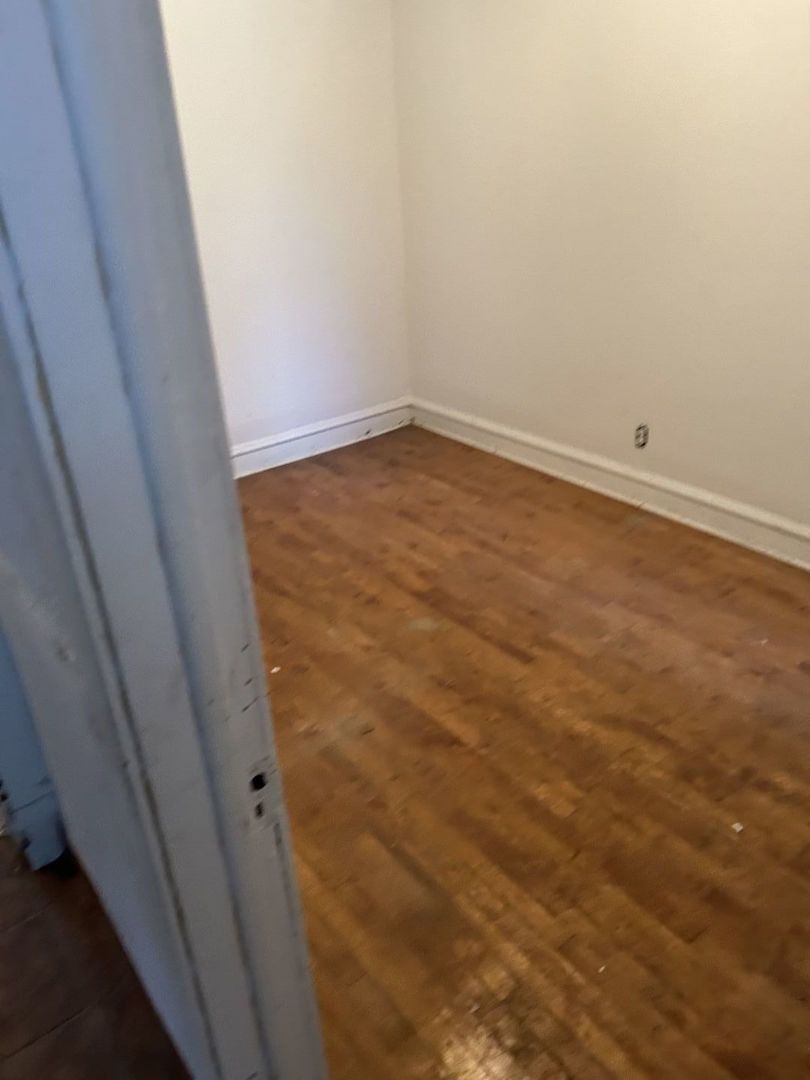 1114 West Polk Street Chicago, IL 60607 - Photo 9 of 28 Gallery Image 9