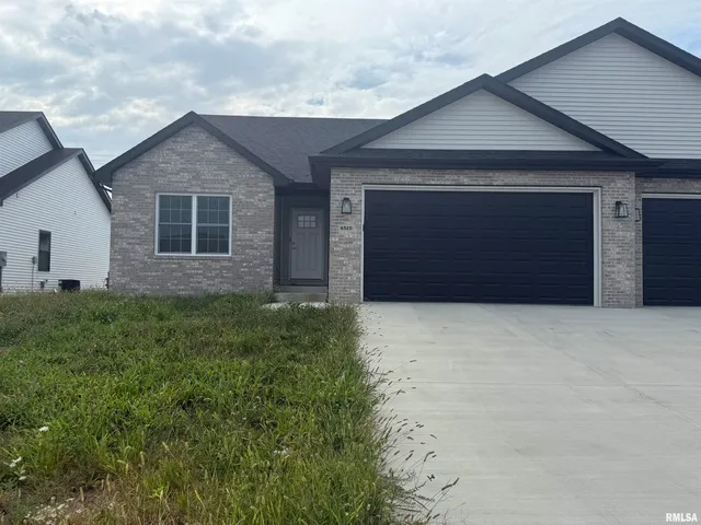 $2,550 | 4519 Castle Pines Drive, Springfield, IL 62711