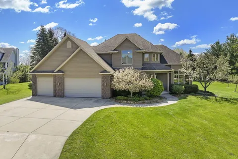 $735,000 | 28411 72nd Place, Salem Lakes, WI 53168
