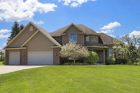 $735,000 | 28411 72nd Place, Salem Lakes, WI 53168