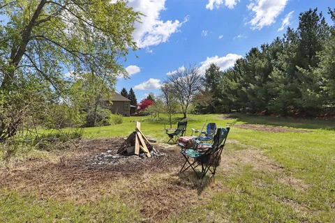 $735,000 | 28411 72nd Place, Salem Lakes, WI 53168
