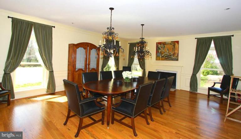 2698 Zulla Road The Plains, VA 20198 - Photo 17 of 28 Dining Room