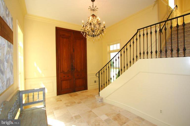 2698 Zulla Road The Plains, VA 20198 - Photo 19 of 28 Entrance / Foyer
