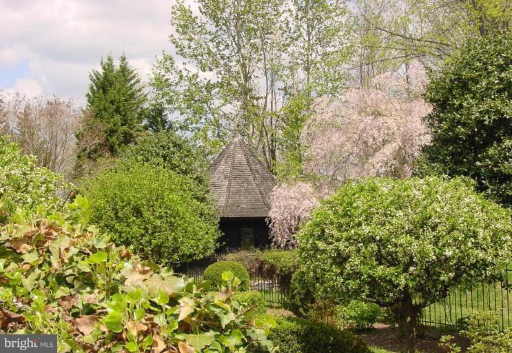 2698 Zulla Road The Plains, VA 20198 - Photo 10 of 28 Gazebo located just outside the formal garden.