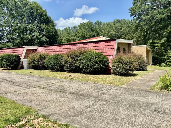 $299,000 | 104 Robert Road, Tylertown, MS 39667