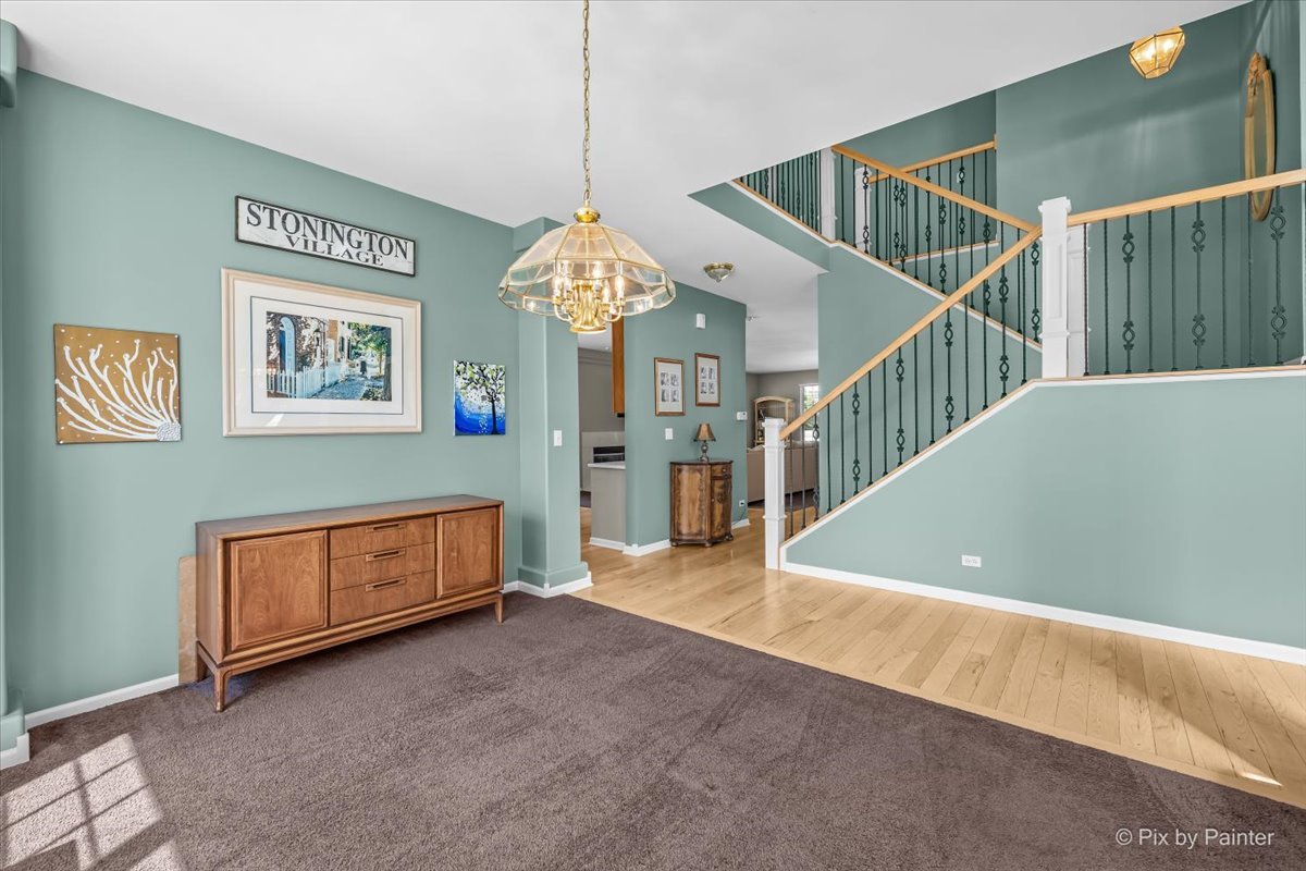 142 Augusta Lane Cary, IL 60013 - Photo 7 of 50