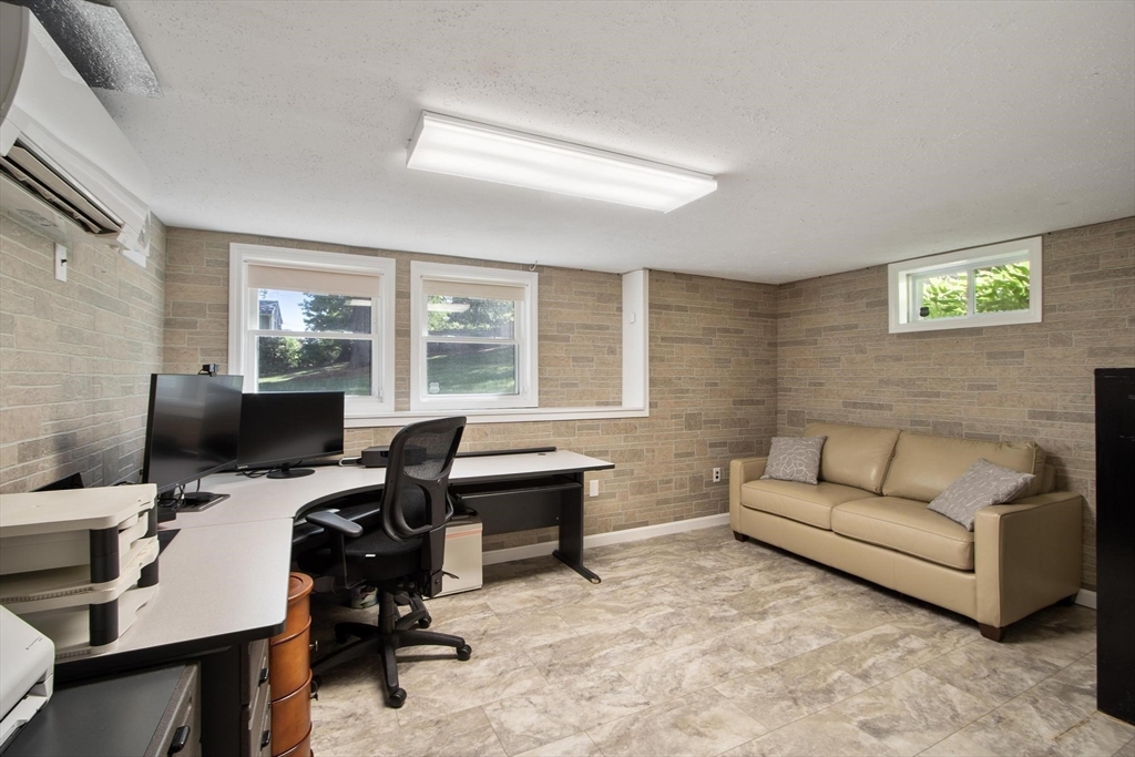 9 Elm Road Westford, MA 01886 - Photo 23 of 37 Gallery Image 23