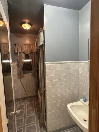 $259,900 | 2221 Mayflower Avenue, Sheboygan, WI 53083