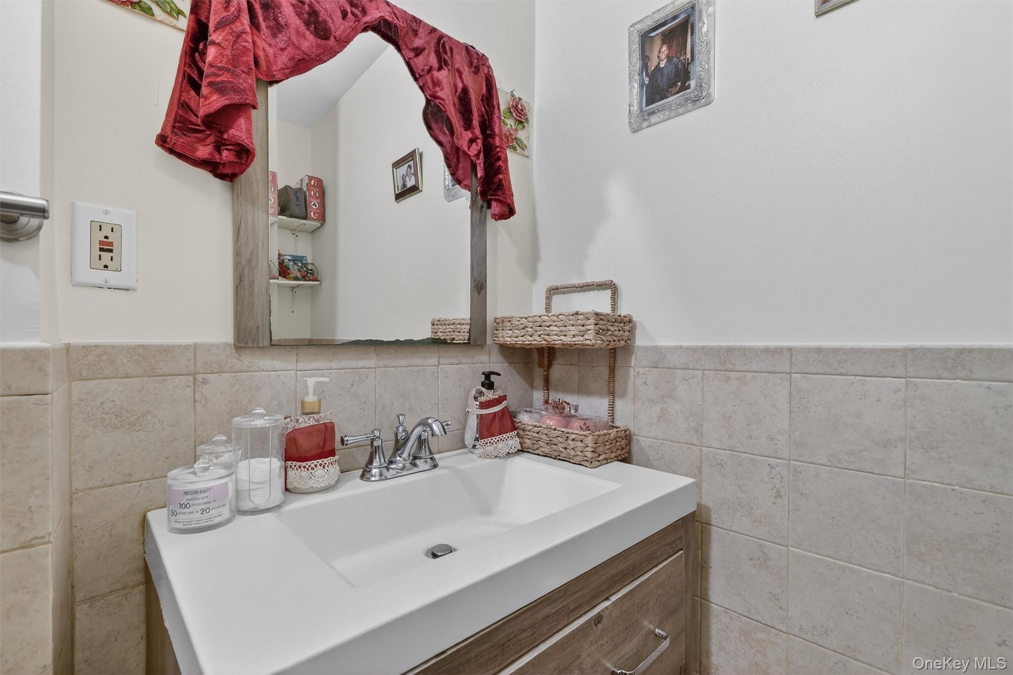 664-666 North Division Street Peekskill, NY 10566 - Photo 29 of 46 Apartment 1LBathroom