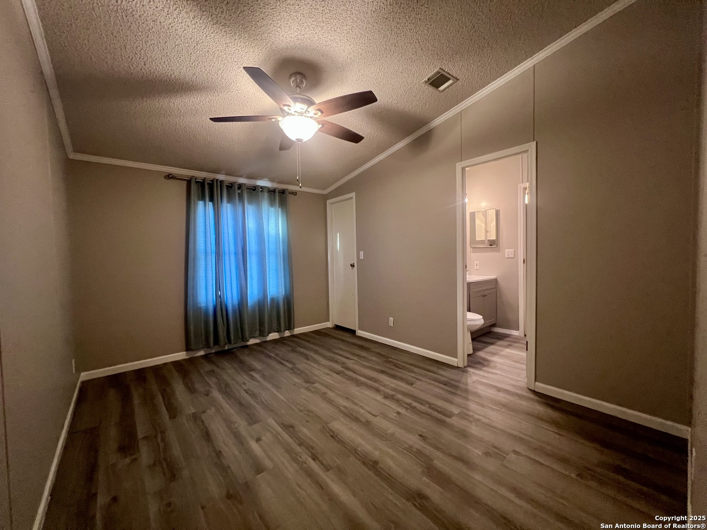 445 S Trail Pleasanton, TX 78064 - Photo 32 of 47