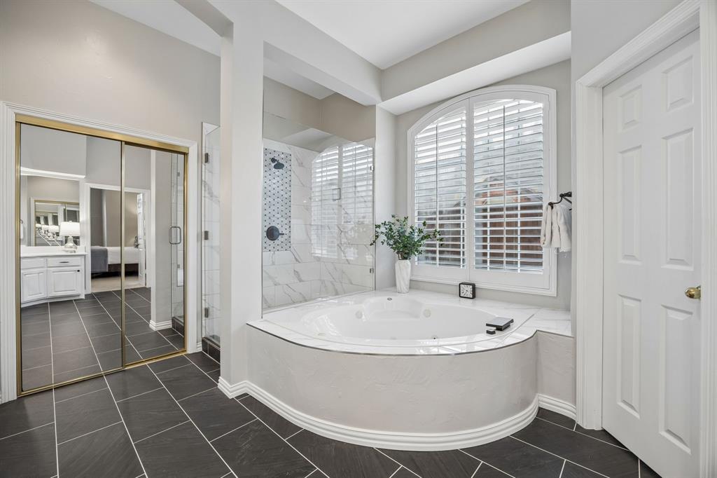 4540 Meadow Ridge Drive Plano, TX 75093 - Photo 20 of 40