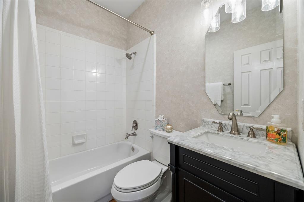 4540 Meadow Ridge Drive Plano, TX 75093 - Photo 24 of 40