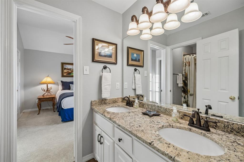 4540 Meadow Ridge Drive Plano, TX 75093 - Photo 30 of 40