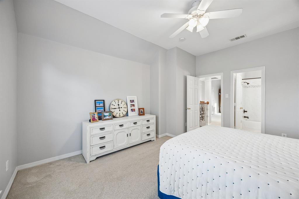 4540 Meadow Ridge Drive Plano, TX 75093 - Photo 33 of 40