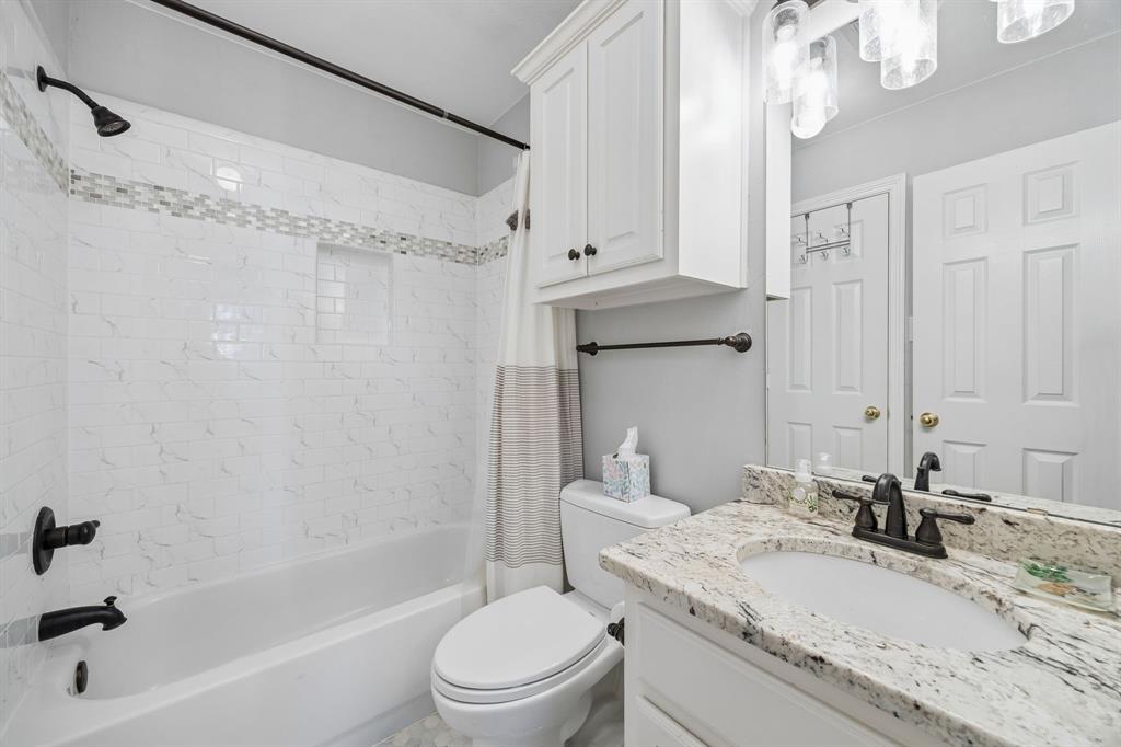 4540 Meadow Ridge Drive Plano, TX 75093 - Photo 34 of 40