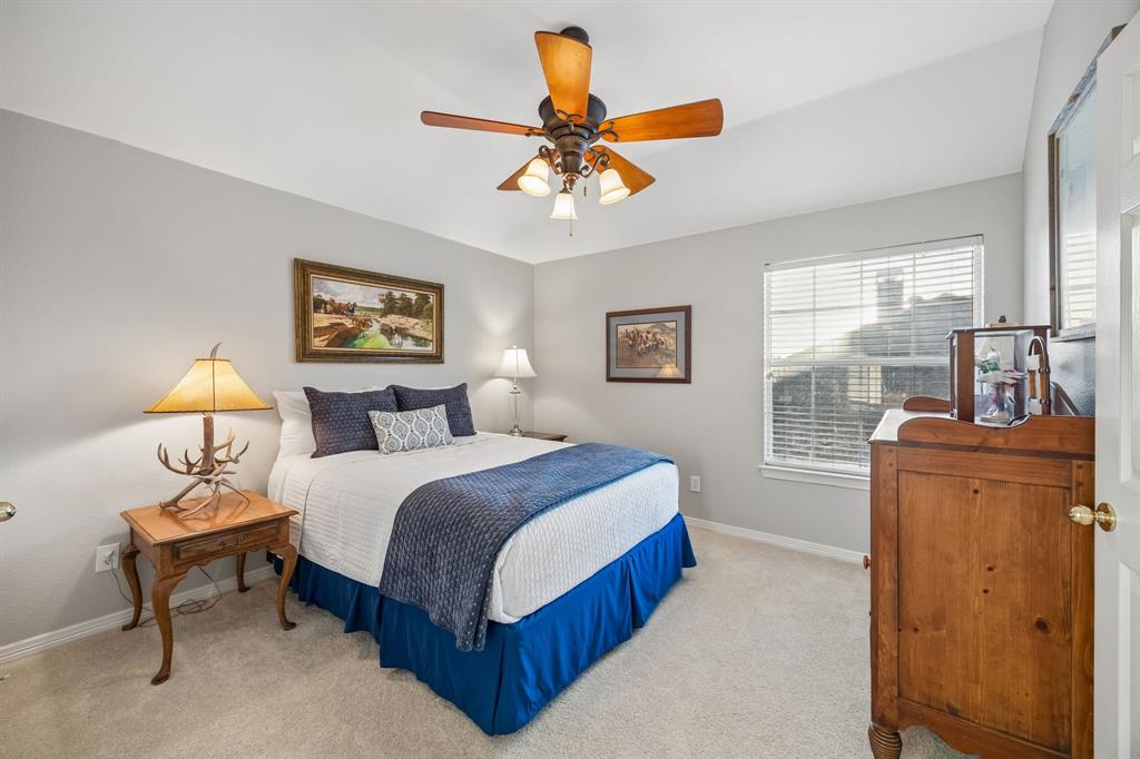 4540 Meadow Ridge Drive Plano, TX 75093 - Photo 35 of 40