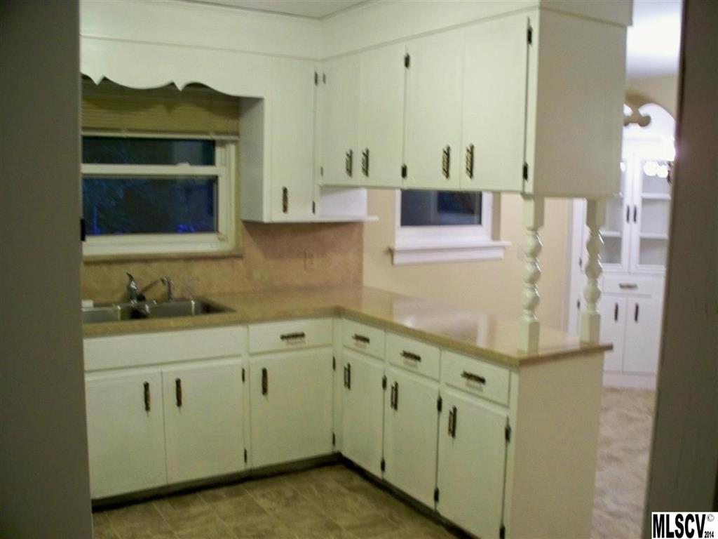 2571 Section House Road Hickory, NC 28601 - Photo 3 of 25 Gallery Image 3