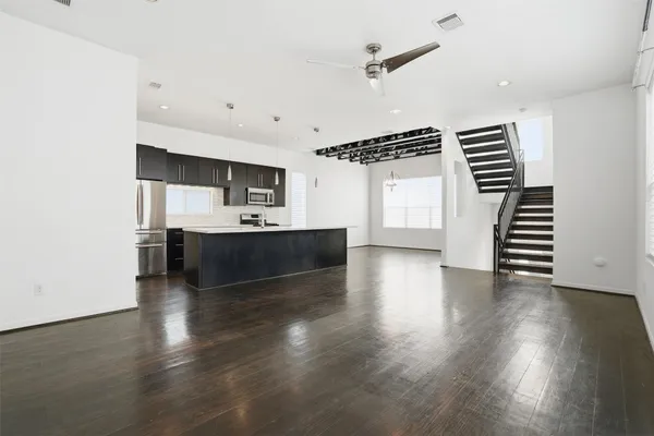 $3,000 | 4704 Crawford Street, Houston, TX 77004