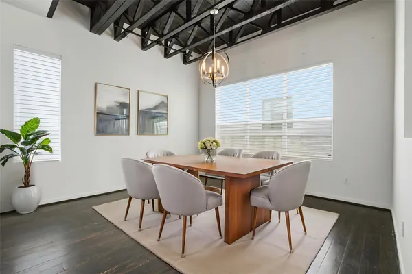 $3,000 | 4704 Crawford Street, Houston, TX 77004