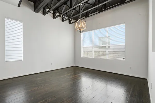 $3,000 | 4704 Crawford Street, Houston, TX 77004