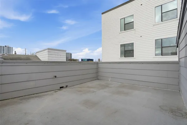 $3,000 | 4704 Crawford Street, Houston, TX 77004