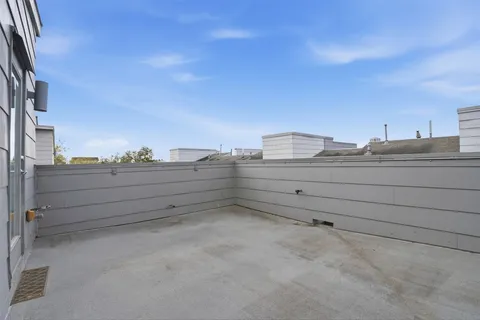 $3,000 | 4704 Crawford Street, Houston, TX 77004