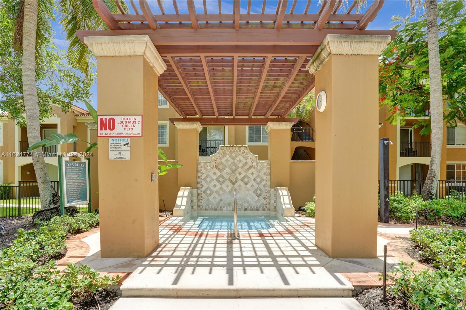 8010 North Nob Hill Road, Unit 108 Tamarac, FL 33321 - Photo 28 of 35 Jacuzzi