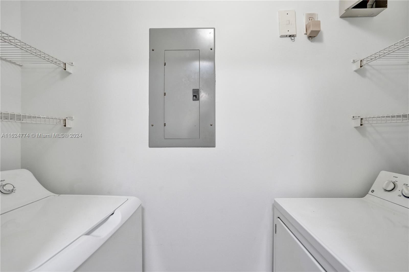 8010 North Nob Hill Road, Unit 108 Tamarac, FL 33321 - Photo 7 of 35 Full size laundry machines
