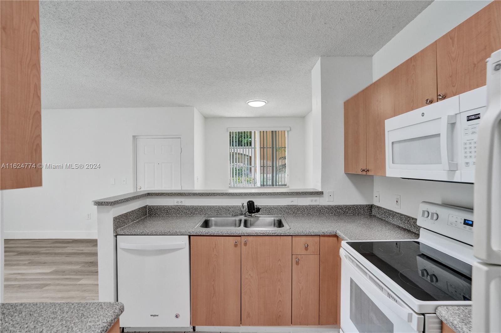 8010 North Nob Hill Road, Unit 108 Tamarac, FL 33321 - Photo 10 of 35 Plenty of storage