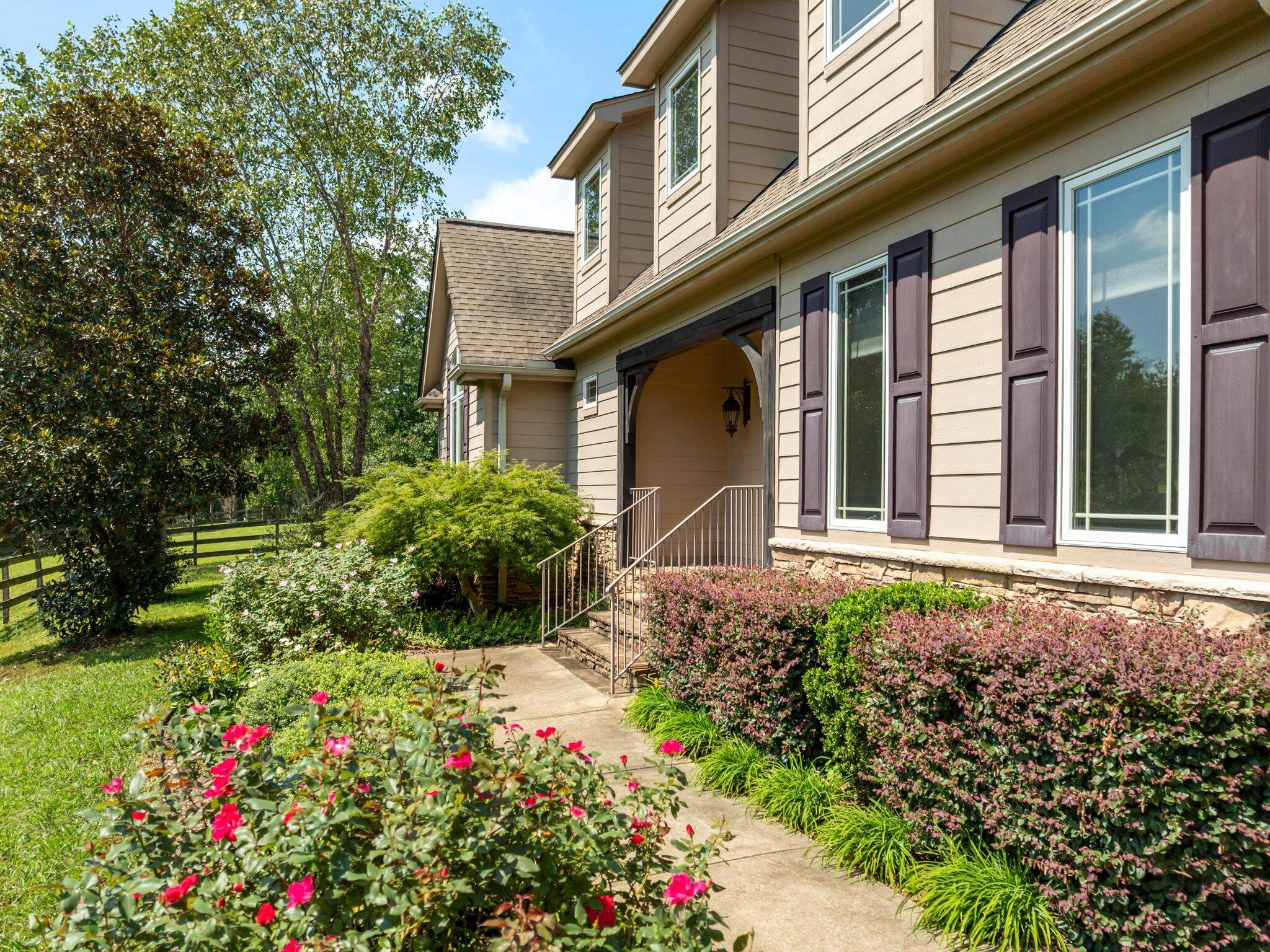 127 Pardo Road Landrum, SC 29356 - Photo 3 of 50