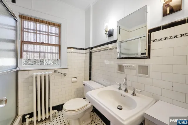 $6,800 | 115 Jones Road, Englewood, NJ 07631