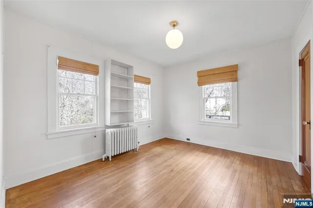 $6,800 | 115 Jones Road, Englewood, NJ 07631