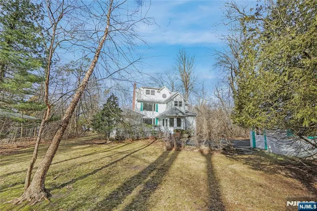 $6,800 | 115 Jones Road, Englewood, NJ 07631