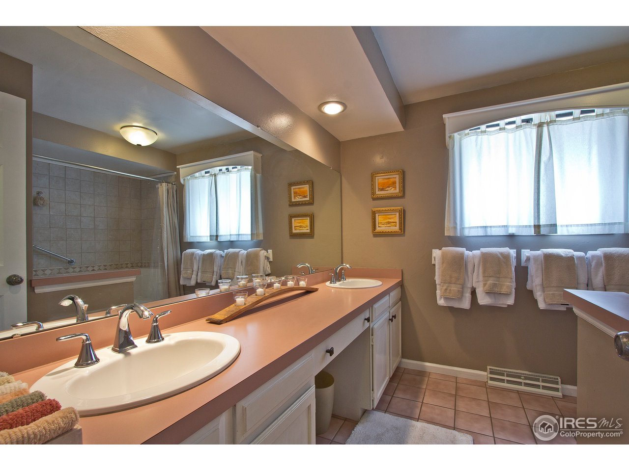 6882 Harvest Road Boulder, CO 80301 - Photo 17 of 25 guest bath (hallway)