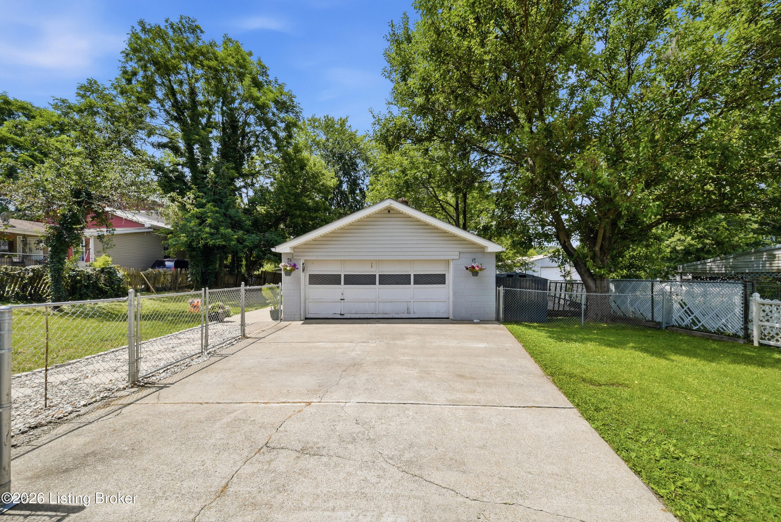 9712 Keys Ferry Road Fairdale, KY 40118 - Photo 31 of 48 31_9712keysferry_louisvillerealestatemed
