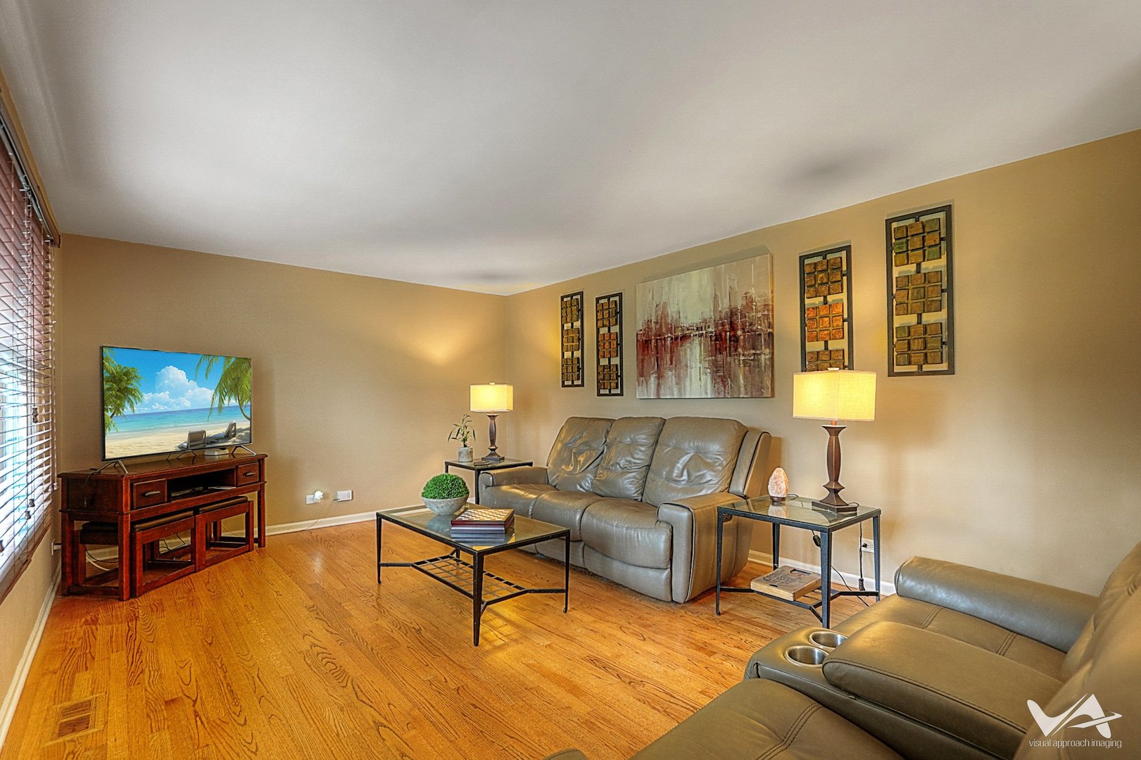 809 Arrowhead Lane St. Charles, IL 60174 - Photo 16 of 38 a living room with furniture and a flat screen tv
