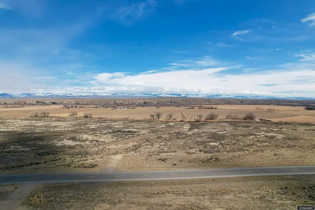 $83,000 | 20 S Highway, Basin, WY 82410