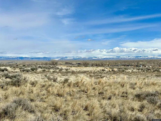$83,000 | 20 S Highway, Basin, WY 82410