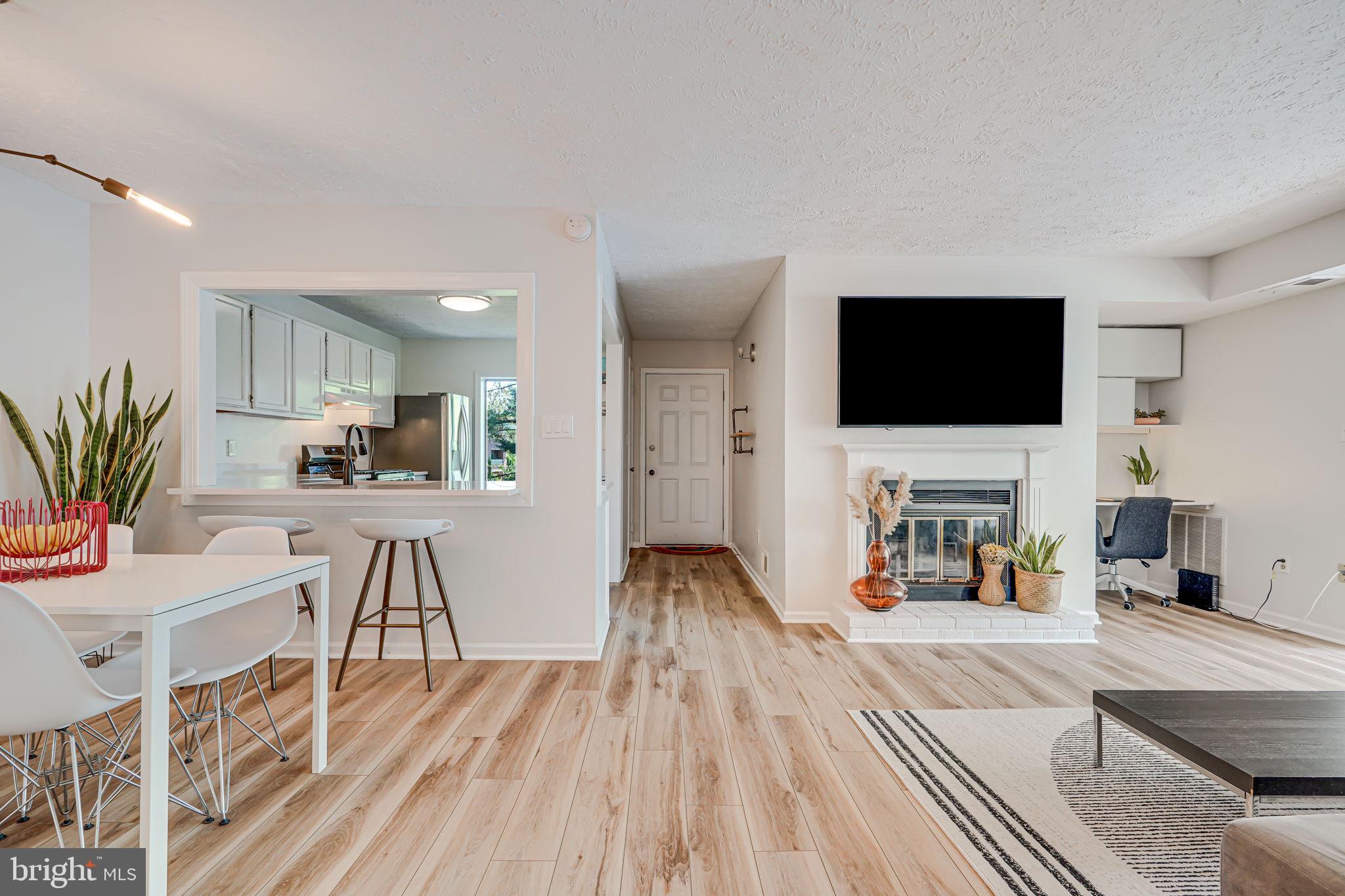 2237 Hunter's Run Drive, Unit 2237 Reston, VA 20191 - Photo 12 of 29