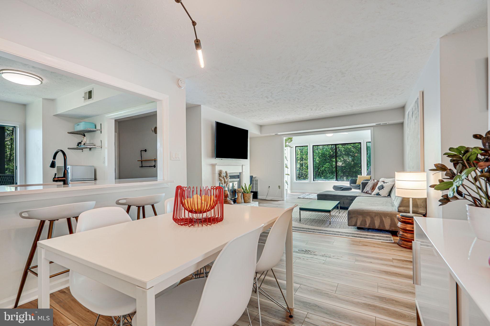 2237 Hunter's Run Drive, Unit 2237 Reston, VA 20191 - Photo 7 of 29