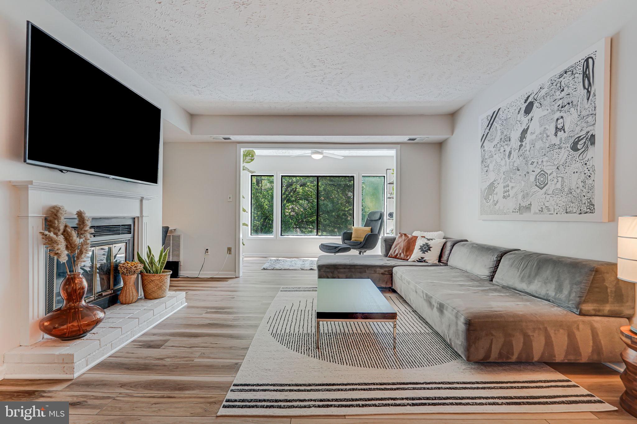 2237 Hunter's Run Drive, Unit 2237 Reston, VA 20191 - Photo 8 of 29