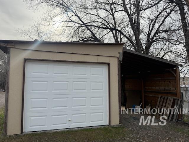2934 East Little Basin Road King Hill, ID 83633 - Photo 8 of 29 View of garage
