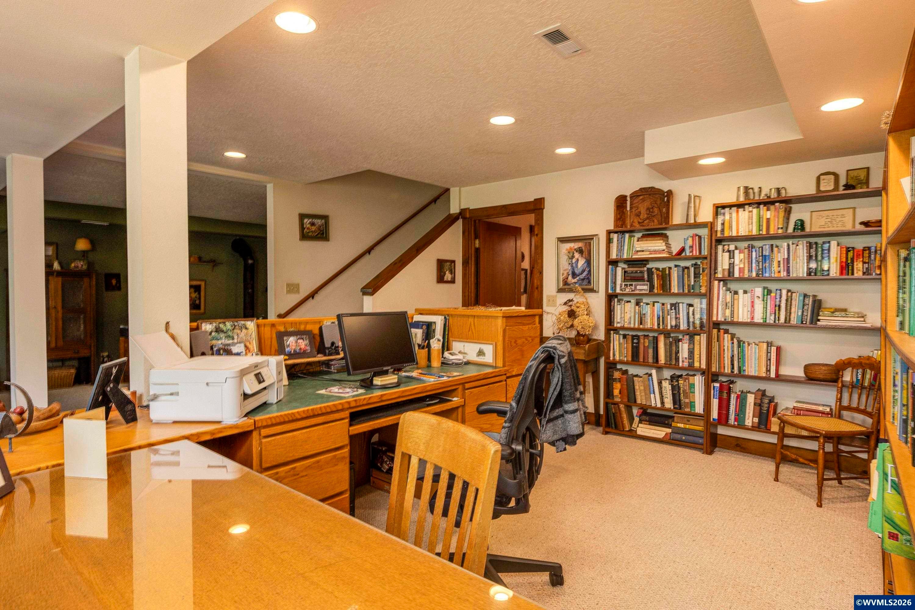 4599 Eagle Crest Road Northwest Salem, OR 97304 - Photo 21 of 50 Gallery Image 21