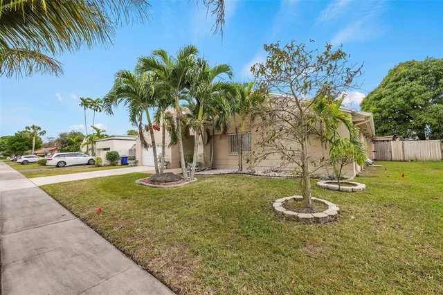 $3,950 | Undisclosed Address, Lauderhill, FL 33319