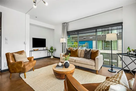 $475,000 | 1414 12th Avenue, Unit 203, Seattle, WA 98122
