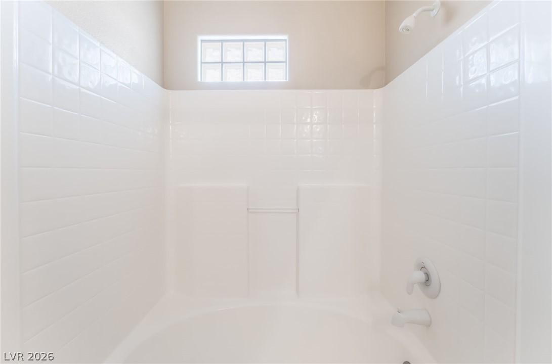 10481 Riverside Park Avenue Las Vegas, NV 89135 - Photo 28 of 51 Full bath 2 with shower / bathtub combination