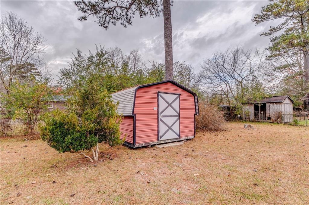 6 Don Drive Northeast Rome, GA 30165 - Photo 35 of 42 a view of a dry yard with large trees