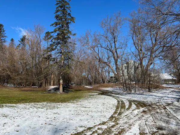 $825,000 | 19670 Excelsior Boulevard, Deephaven, MN 55331