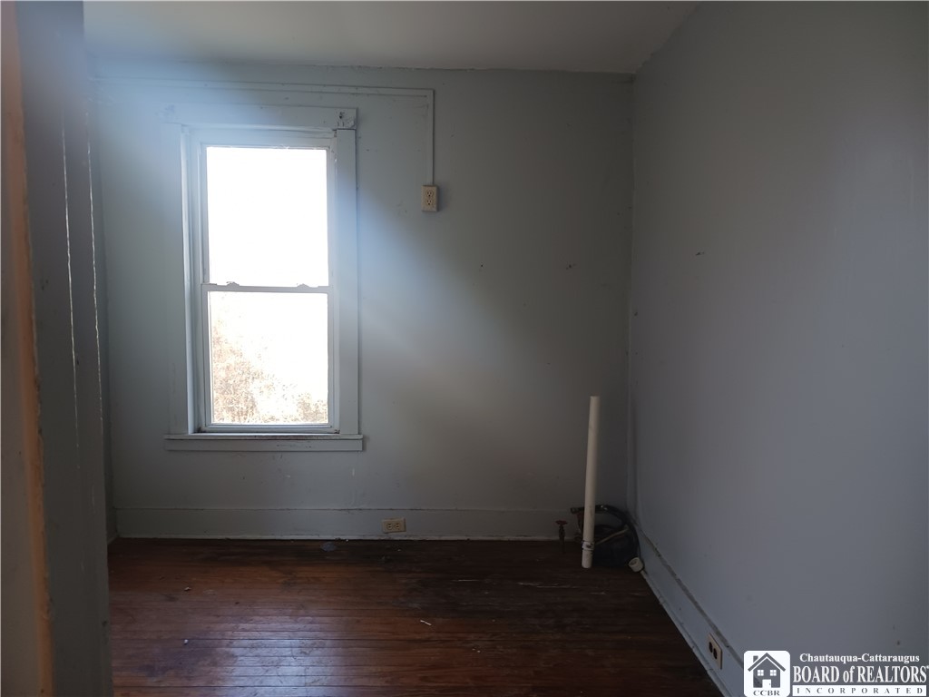 617 Spring Street Jamestown, NY 14701 - Photo 8 of 9 Laundry area