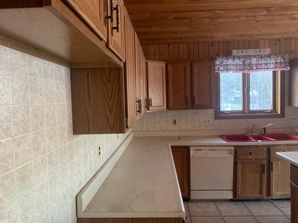 772 W Road Portage, ME 04768 - Photo 3 of 12 4